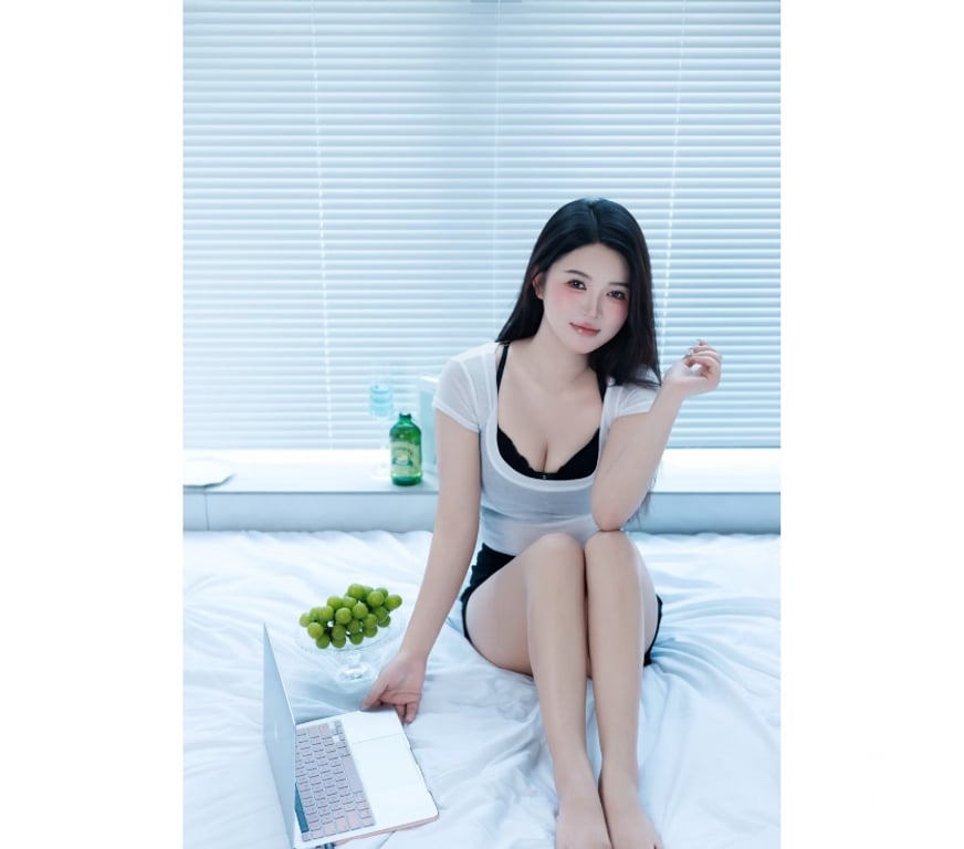 Escorts Greater Manchester Manchester - Photos for Sexy petite ESCORTS❤️Massage Service