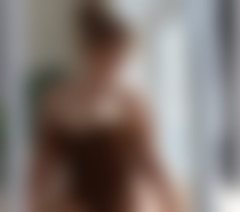 ✨ HOT NEW LATINA IN TOWN! ✨