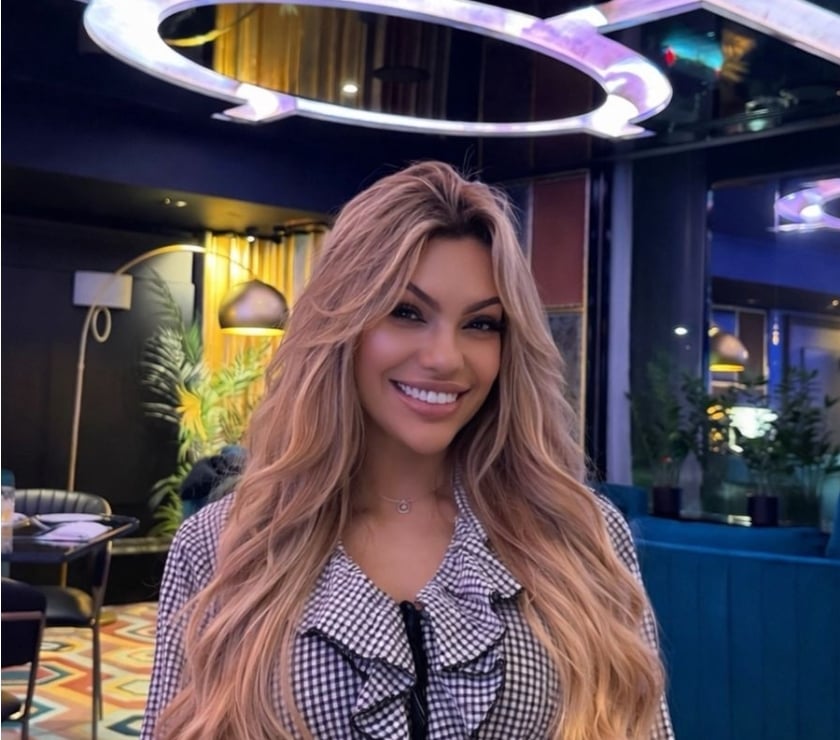 Escorts Bayswater Station Central London - Photos for Heleninha sweet blond