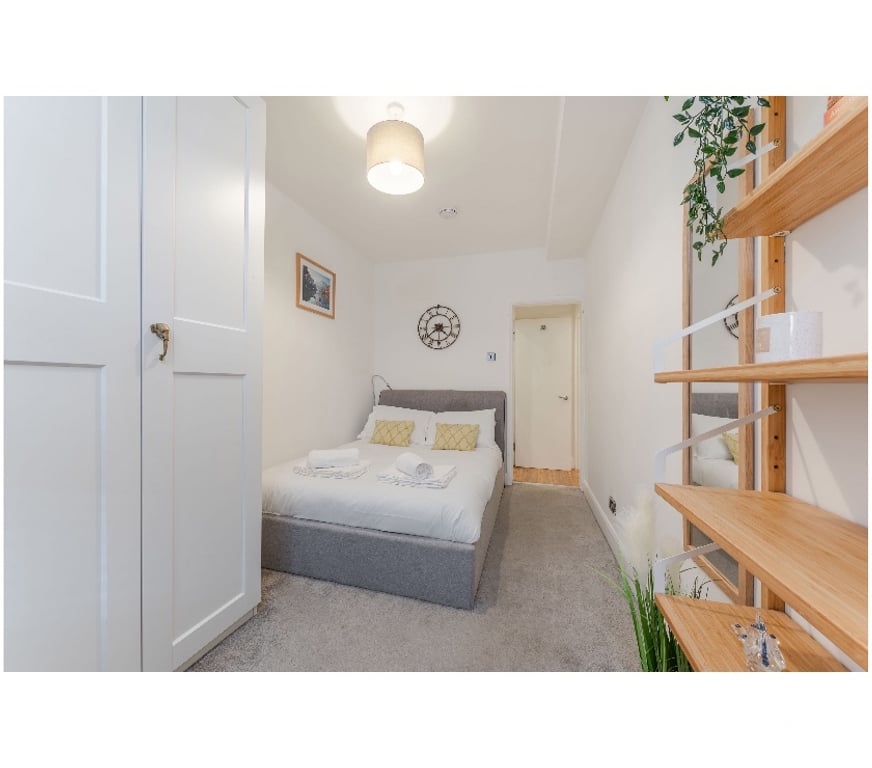Property to Rent South West London Battersea - South West London - Photos for Luxury 3 Bed Battersea Home w Garden – Short Let £250+