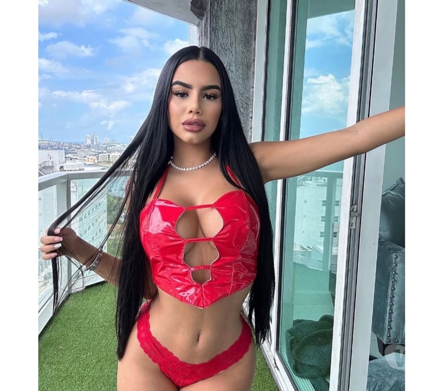 Escorts Peterborough Peterborough City Centre - Peterborough - Photos for Helena Queen⚜️Brazilian🇧🇷🇧🇷🇧🇷