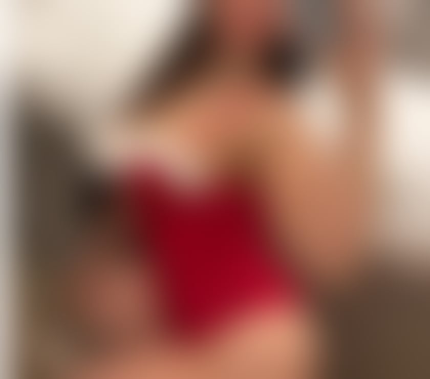 Photos for Stunning Isabel