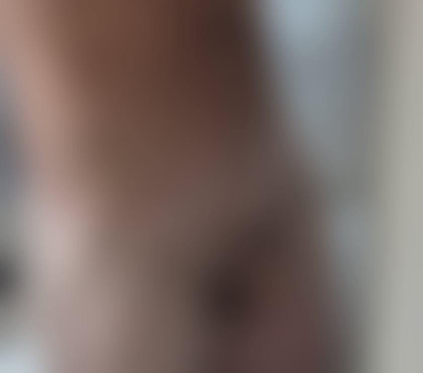 Escorts West Yorkshire Leeds - Photos for Massage to help unwind