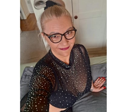 Escort Redbridge Station Redbridge - Photos for 💗milf Lara xx 💗