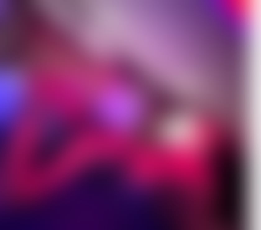 Photos for Kim 😘Hot sexy brunette girl in town❤️