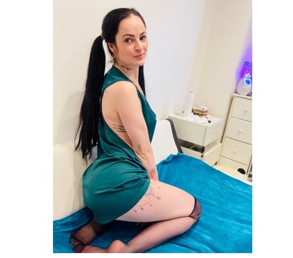 Photos for Kim 😘Hot sexy brunette girl in town❤️