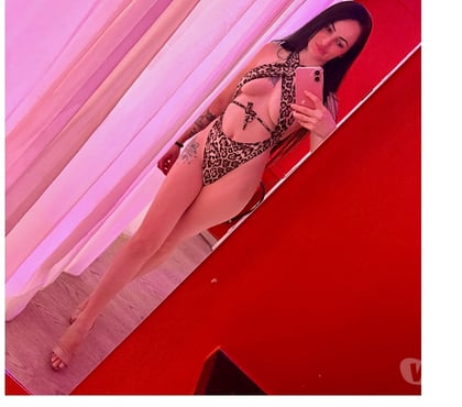 Photos for Kim 😘Hot sexy brunette girl in town❤️