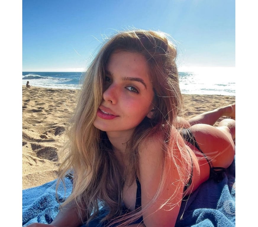 Escorts Hampshire Rushmoor - Photos for I'm VICTORIA new in town