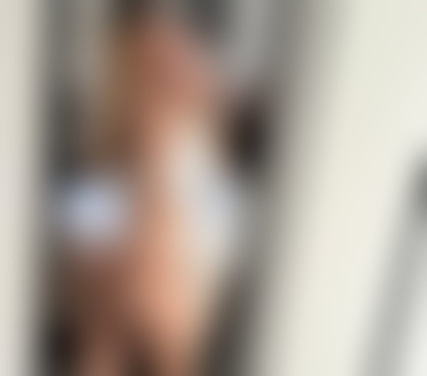 Escorts Aberdeen Aberdeen City Centre - Aberdeen - Photos for Laura young 🌸Blonde👅everything pink 🔥