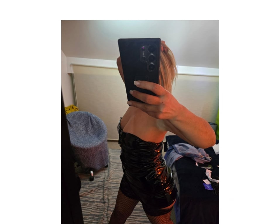 Escorts Bracknell Forest Bracknell - Bracknell Forest - Photos for Massage and Strap-on