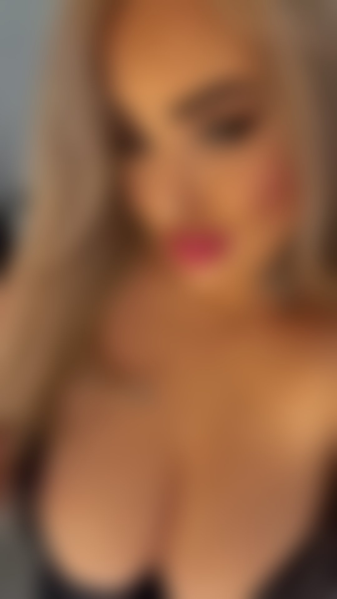 Escorts East London Heron Quays - East London - 