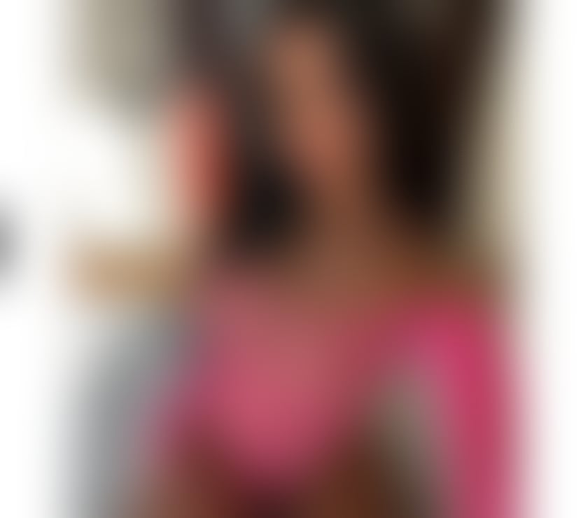 Escorts Stockport Town Centre Stockport - Photos for 🩷Aryana🩷NEW IN TOWN❤️PARTY GIRL ❤