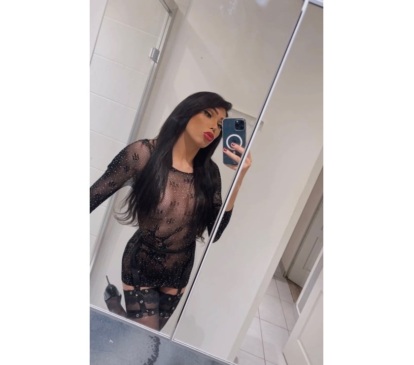 Trans Escorts Dorset Bournemouth, Christchurch and Poole - Photos for femininity. Warm, elegant, high class and WHATSAPP DM ONLY