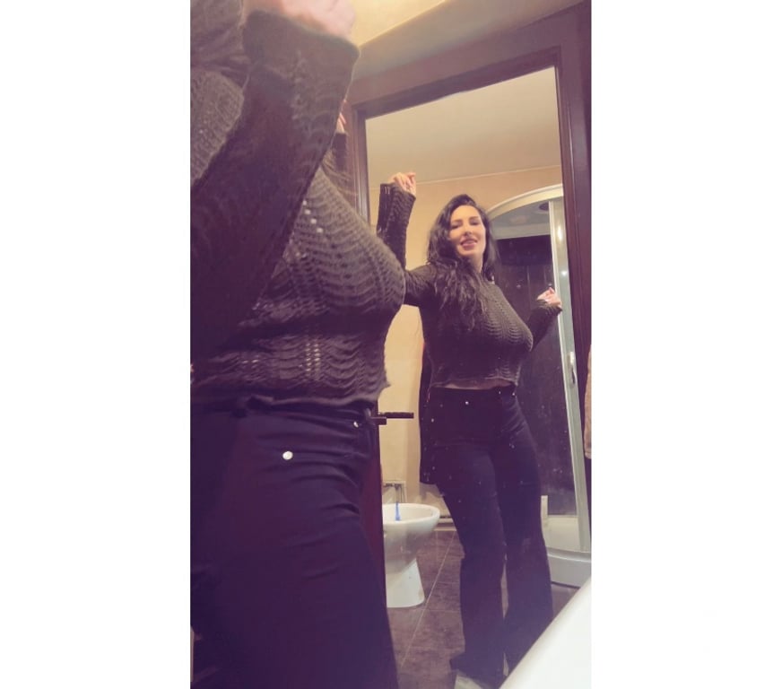 Adult Entertainment Cardiff Cardiff City Centre - Cardiff - Photos for My name is Lora, new here