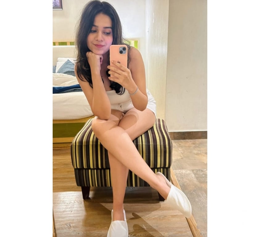 Escorts Central London Aldgate - Central London - Photos for ATTENTION I am indian available in your town