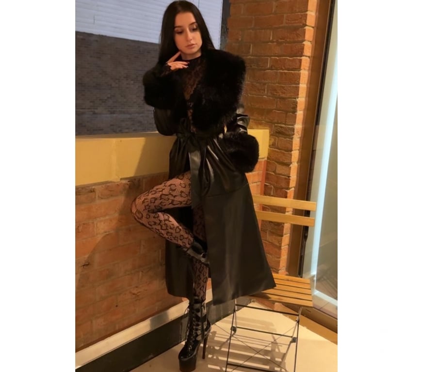 Escorts Barnet Edgware - Barnet - Photos for 💎 Lisa — 19 • Petite • Luxury & Mystery 💎