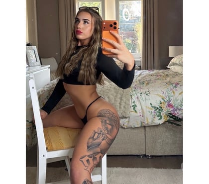  Escorts Huddersfield Kirklees - Photos for NEW IN TOWN. PARTY GIRL❤️&OUT .