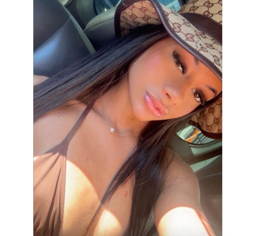 Escorts West Northamptonshire Northampton - West Northamptonshire - Photos for Lisa pretty Brazilian 🇧🇷😍