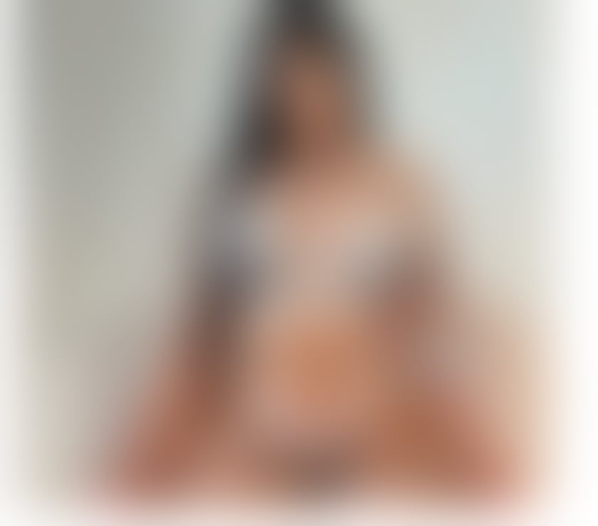 Escort Three Bridges Crawley - Photos for 🍑NEW IN TOWN🎉🎉 PARTY GIRL🍆