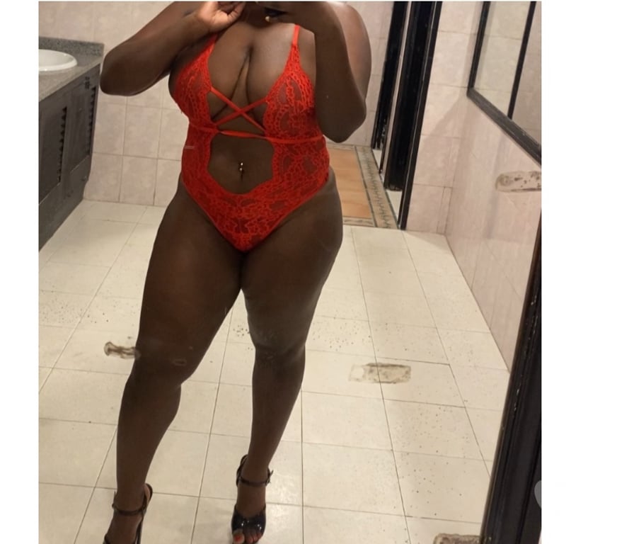 Escorts Slough Langley - Slough - Photos for CURVY BLACK BRITISH QUEEN🇬🇧👸🏿