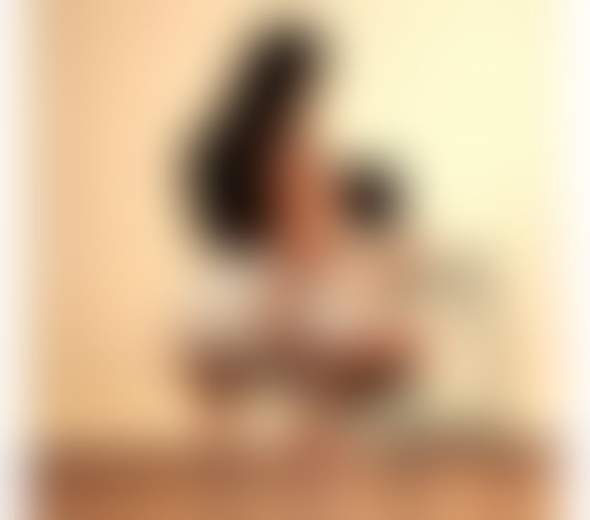 Trans Escorts East London Canning Town - East London - Photos for 🔥Top 01 Amirah Photos 100% original🔥