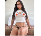 Canary Wharf - East London โ Julia Horny ๐ง๐ท