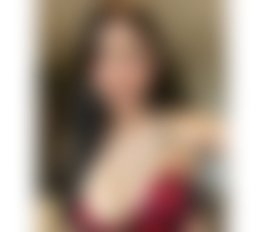 Naughty Taryn 😈 Hot Thai Busty