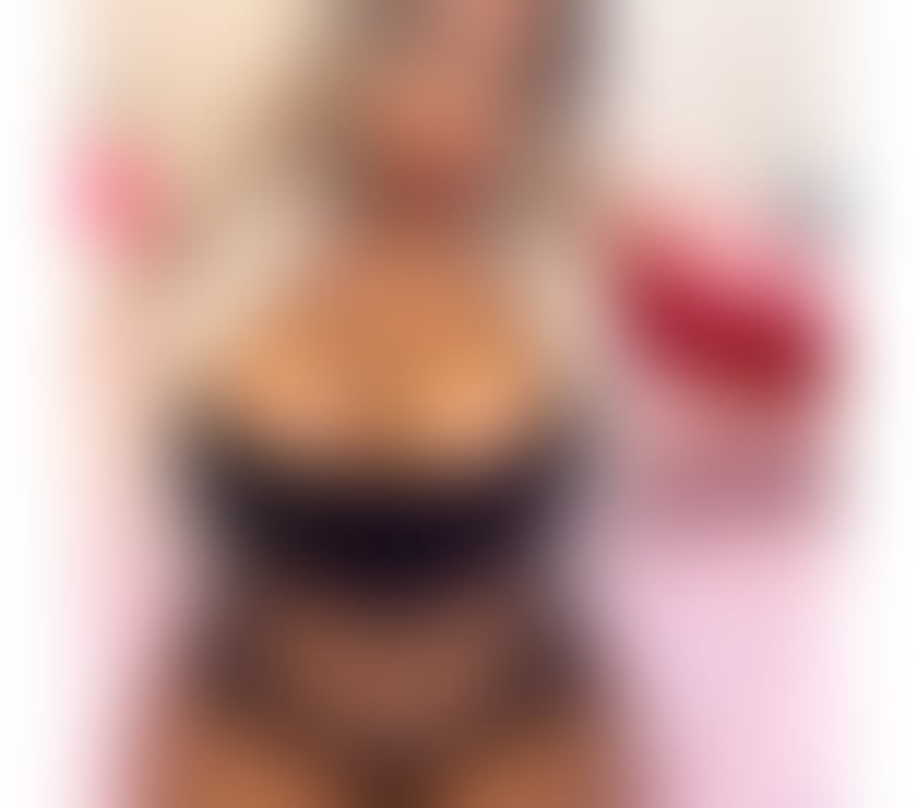 Escort Peckham South East London - Photos for SENSUAL NIKKI BACK FROM CARIBBEAN