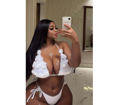 Escorts Beckton East London - Photos for PARTY EBONY AFRICAN🍫 CURVY CHOCOLATE