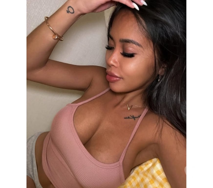 Escorts Norfolk Great Yarmouth - Photos for Erika🌸HOT GIRL 🔥 ATTRACTIVE🥰 REAL ⭐️ PARTY 🍭