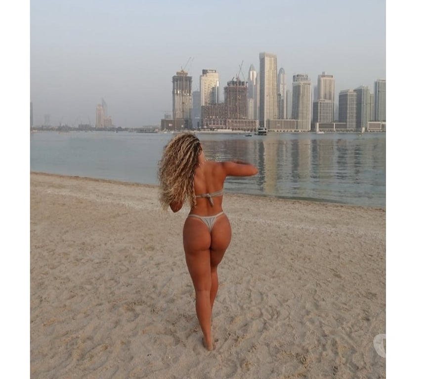 Escorts Surrey Runnymede - Photos for Tantric massage , Dip tissue with Laura