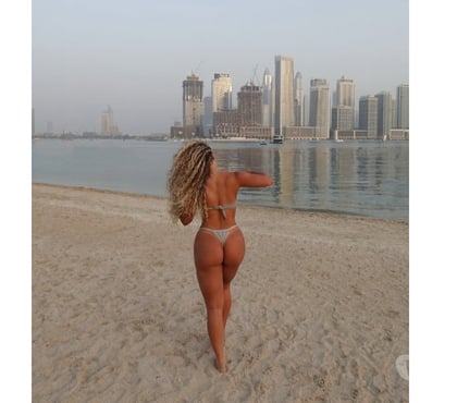  Escorts Addlestone Runnymede - Photos for Tantric massage , Dip tissue with Laura