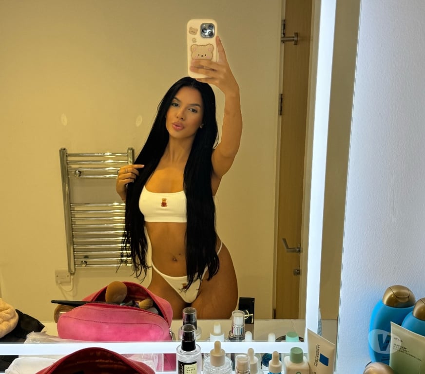 Escorts Aberdeen Aberdeen City Centre - Aberdeen - Photos for 🍭🔥 VERY HOT BRUNETTE 🔥🍭