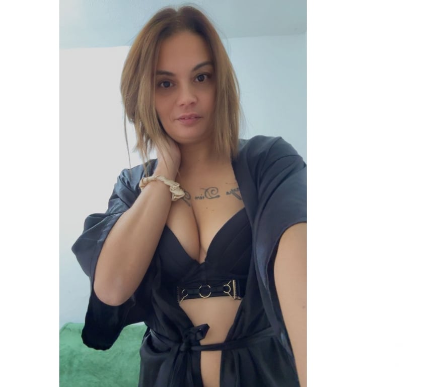 Escorts North West London Dollis Hill - North West London - Photos for MILF 👅 NINA 💦 UNLIMITED