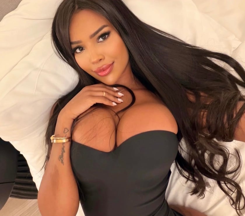 Amazing Latin girl to make you delirious💋🇧🇷