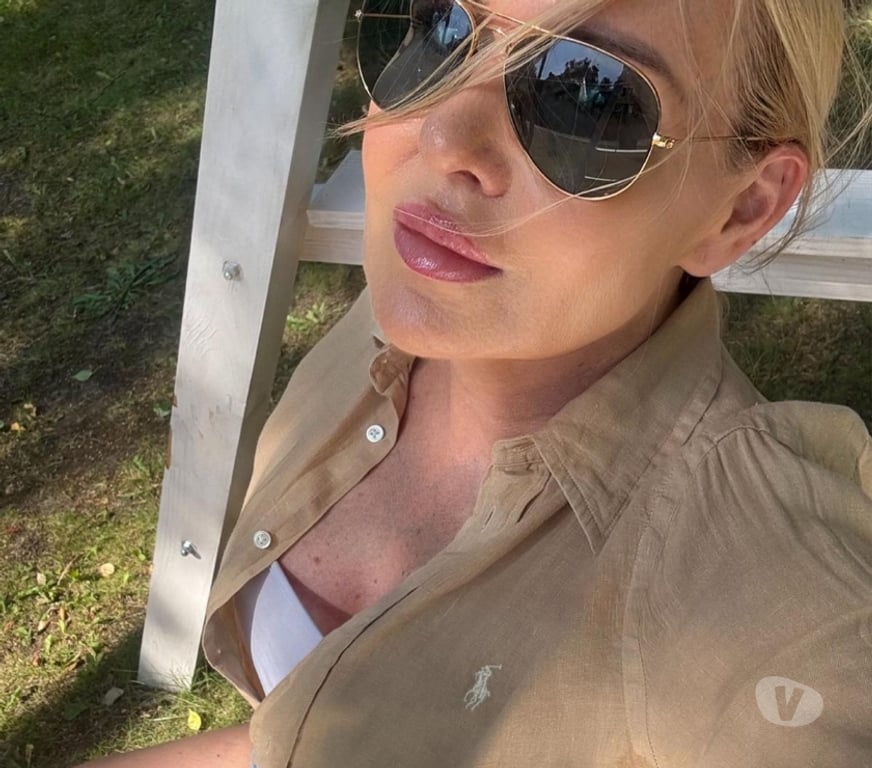 Escorts Essex Chelmsford - Photos for Karolina Top VIP