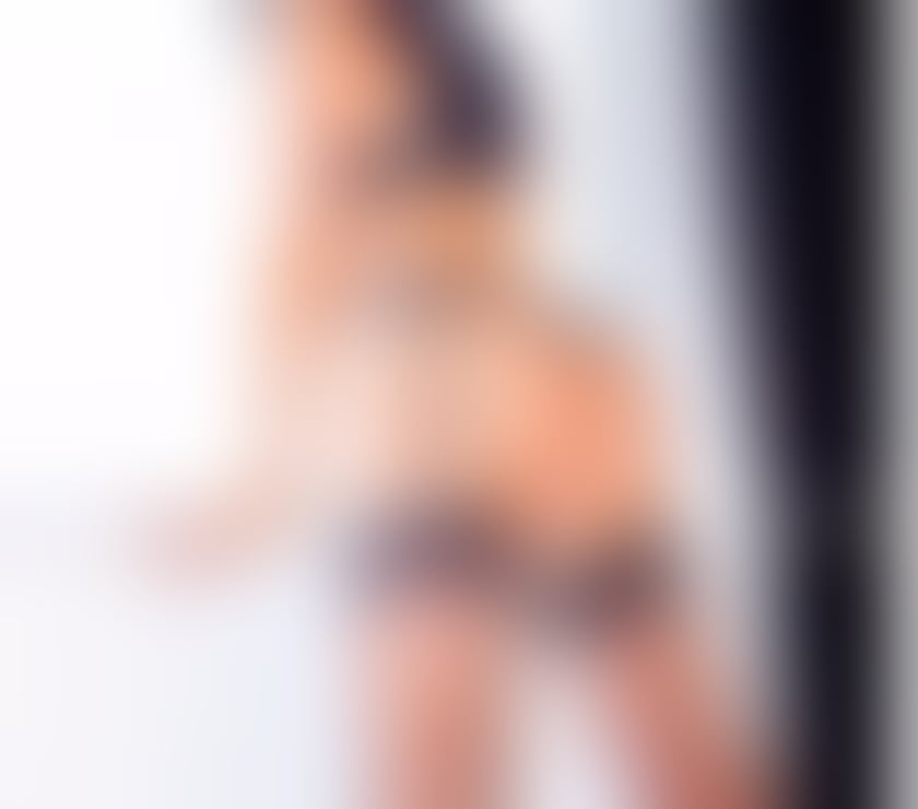 Trans Escorts Central London Tottenham Court Road - Central London - Photos for SANDRA PUTA- AVAILABLE 24 7