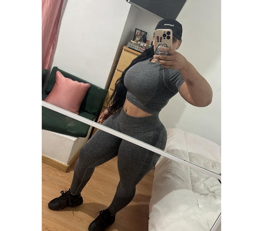 Escorts East London Havering - Photos for I'm the girl of your dreams, a party girl in Romford