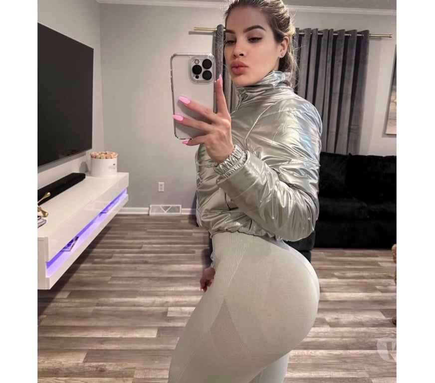 Escorts South East London Croydon - Photos for LIZ BRAZILIAN 🇧🇷 BACK DOOR 🍑🍒