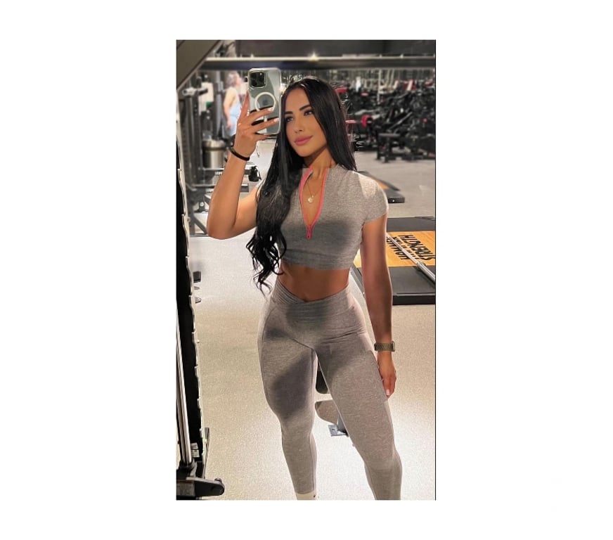 Escorts Surrey Spelthorne - Photos for ❤️‍🔥Bruna 💋Brazilian HOT🥵Party Girl 🥂🥳