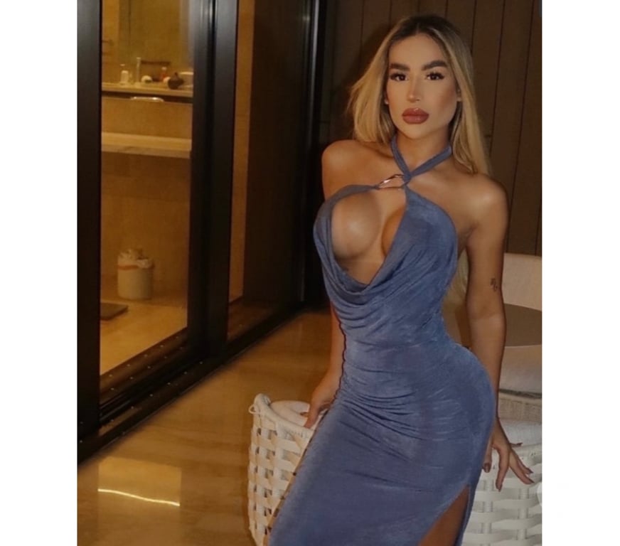 Escorts Cardiff Cardiff City Centre - Cardiff - Photos for Vicky 🔥Brazilian PARTY 🥂REAL❤️ PIC