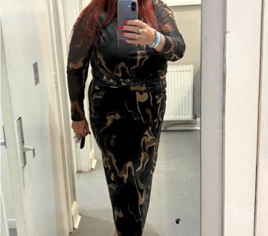 Escorts Leicestershire Leicester - Photos for Kaye Kash Mature Busty English Lady