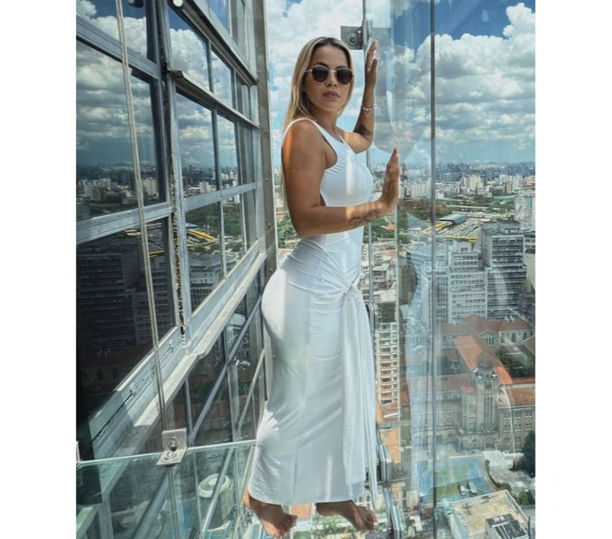 Escorts East Sussex Eastbourne - Photos for NEW Girl in Eastbourne - 07345896360 PARTY GIRL