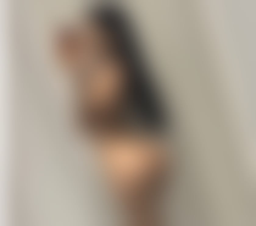 🩵🤍Sellene🩵🤍NEW in Portsmouth 🩵