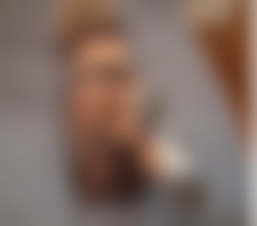 Escorts West Midlands Wolverhampton - Photos for New Girls în town.😘😘😘