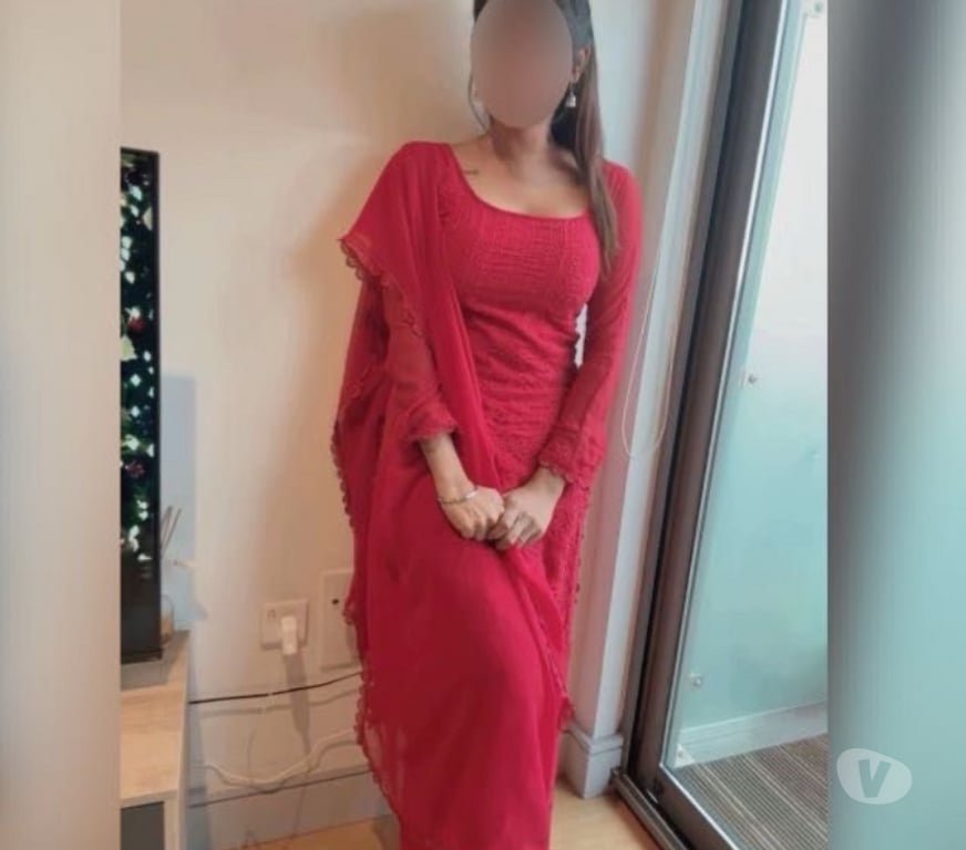 Escorts West Midlands Coventry - Photos for Asian New Tamil Indian Girl Meera in Coventry 🇮🇳