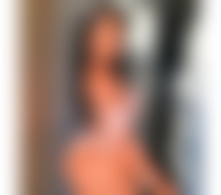 Escorts East London Gants Hill - East London - Photos for 🔥 JUICY LATINA VIP 💋 BEST OWO PARTY 💎🍾