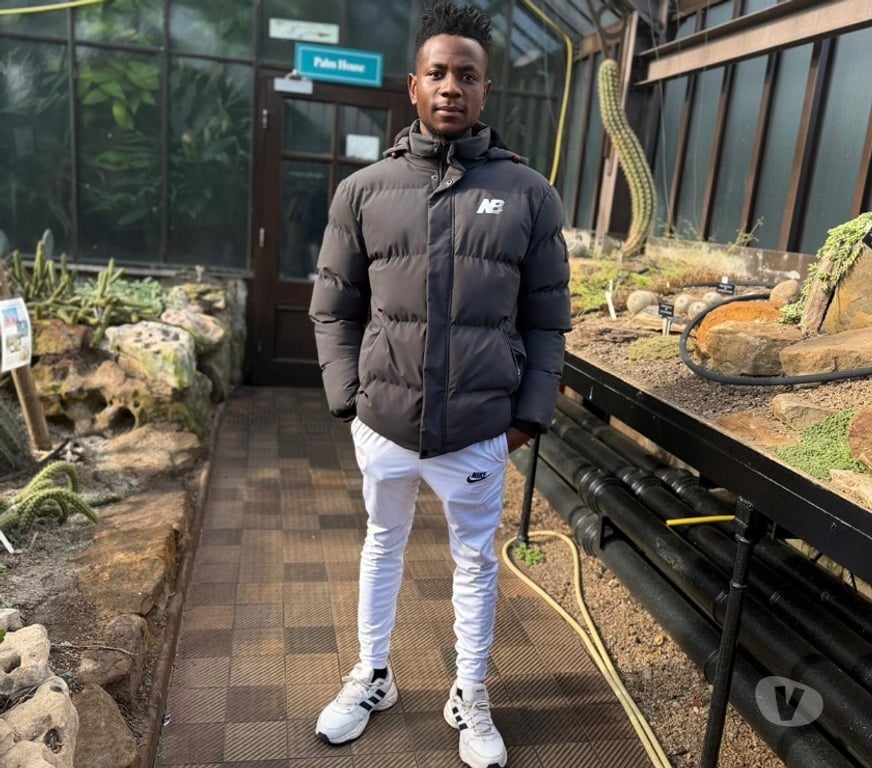 Escorts North Lanarkshire Airdrie - North Lanarkshire - Photos for Escort and massag