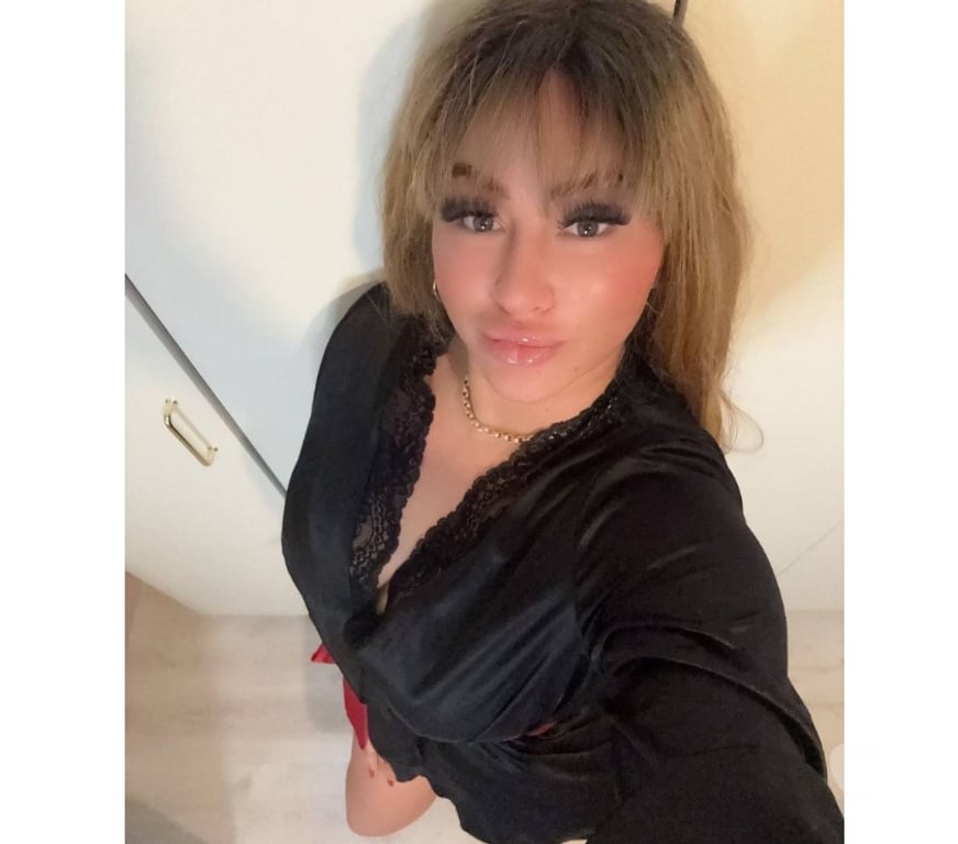 Escorts Merseyside Liverpool - Photos for Roxy Amazing Party & Hot Lady AVAILABLE