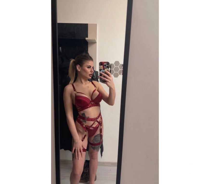 Escorts Suffolk East Suffolk - Photos for AMAZING GIRL-QUALITY AND PARTY